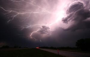 Read more about the article Šta da radite ako vas zadesi neočekivana oluja?